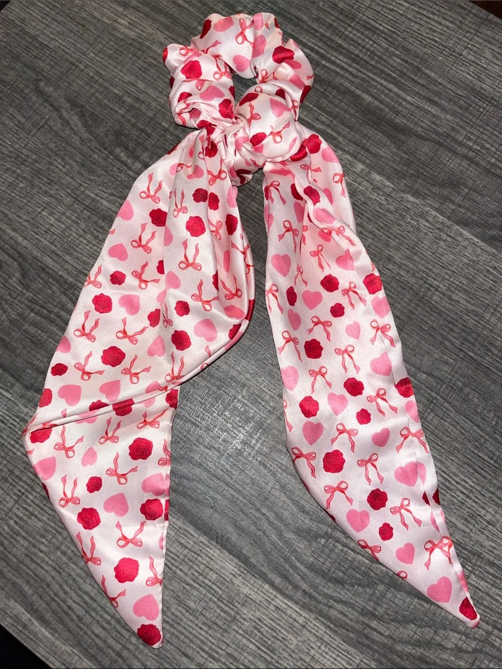 Roses and bow silky long hair tie